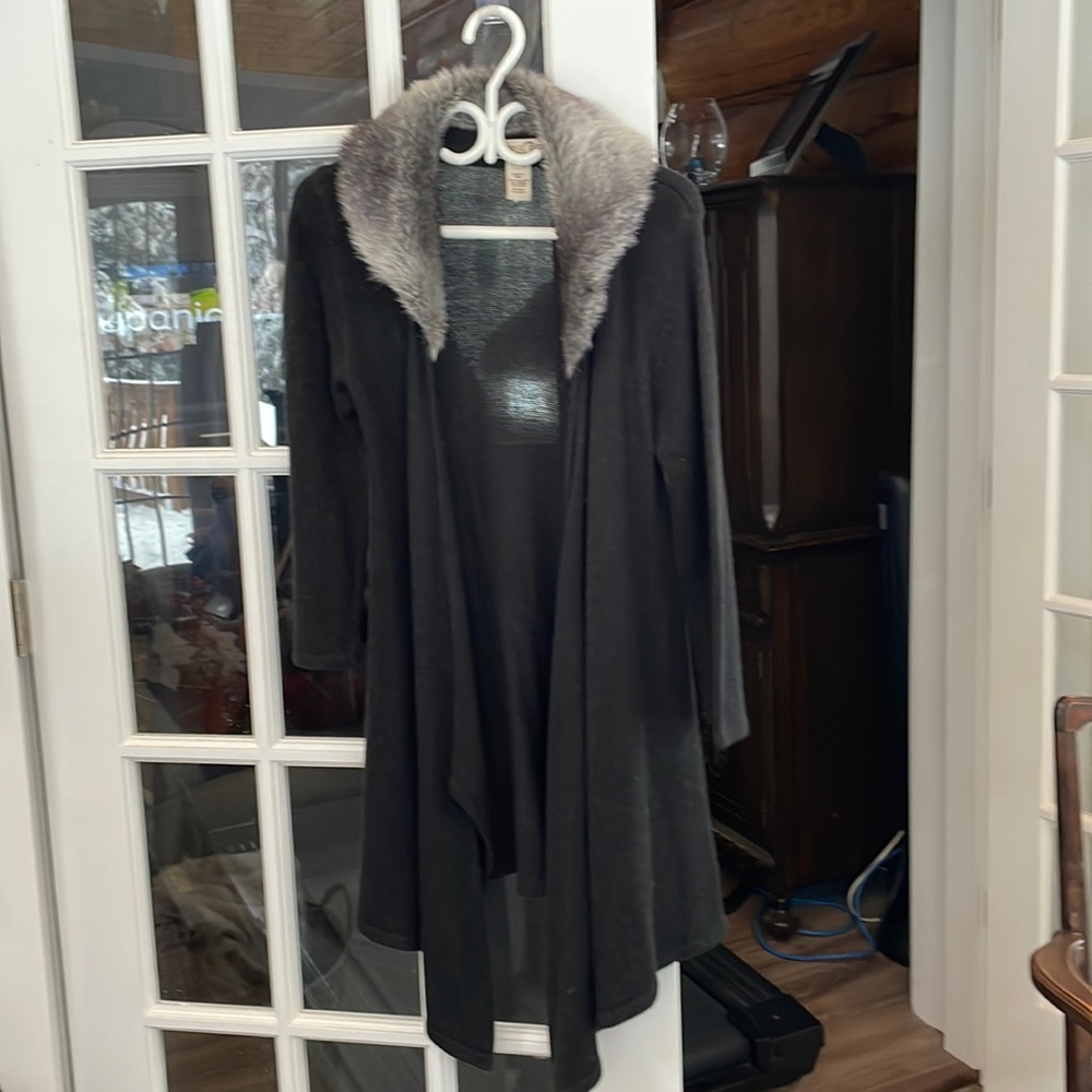 Black long knit sweater with angora collar